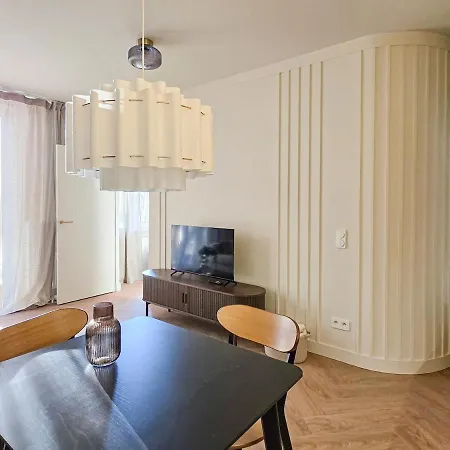 Pilsudskiego 9 Apartment *